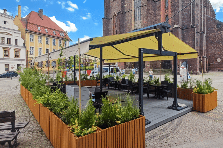 Mehr über den Artikel erfahren Markise oder Sonnenschirm: Die optimale Wahl für Ihren Sonnenschutz